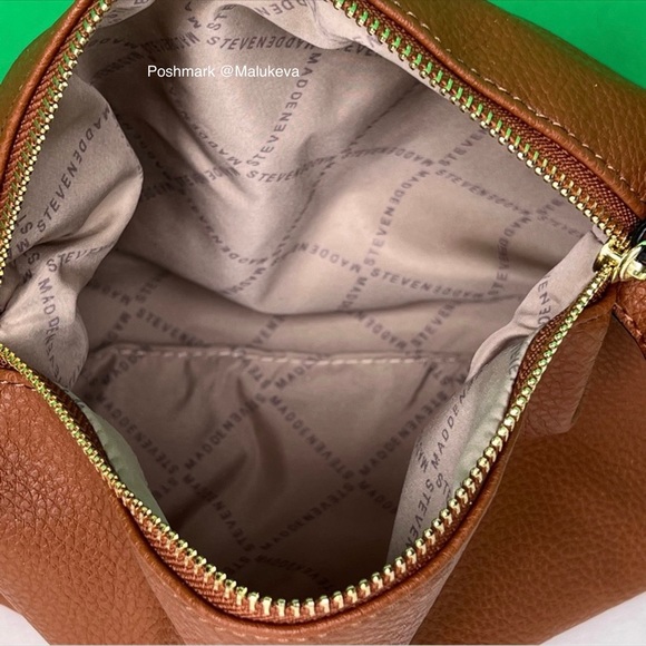 Steve Madden Handbag set (Purse, Pouch and Scarf) 3 pieces! NWT, Color Brown - Picture 7 of 7